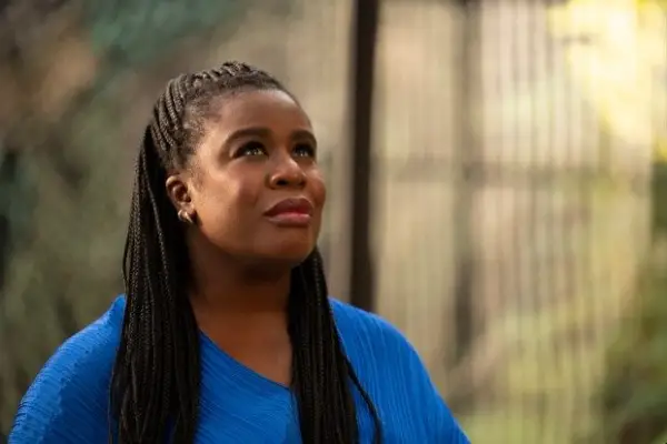 Uzo Aduba in Solos
