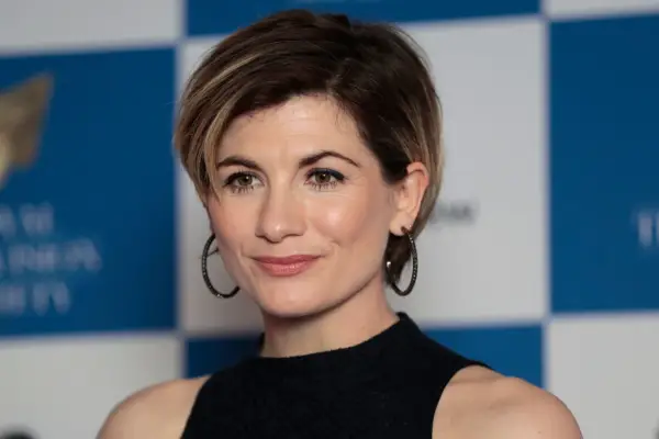 „Doctor Who“-Fans würdigen Jodie Whittaker anlässlich ihres Geburtstags entzückend
