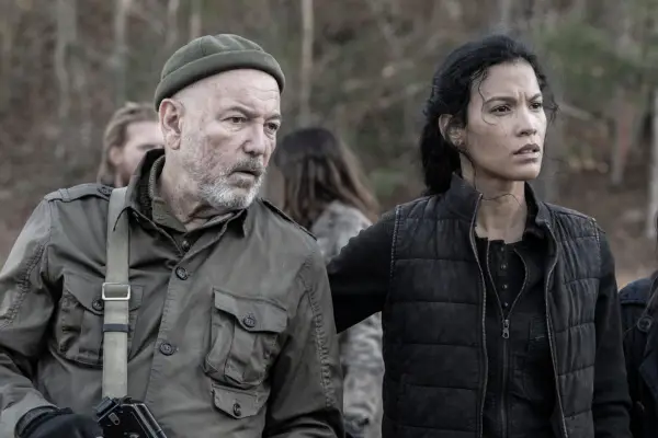 Rubén Blades as Daniel Salazar and Danay Garcia as Luciana in Fear the Walking Dead