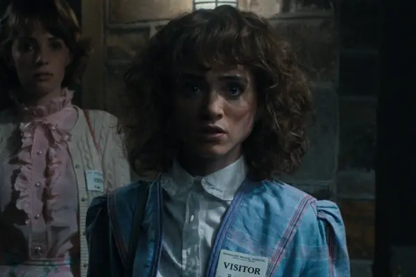 Natalia Dyer plays Nancy Wheeler