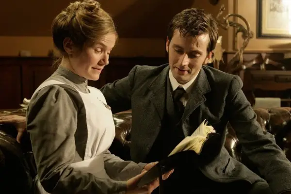 Jessica Stevenson and David Tennant in Doctor Who episode Human Nature