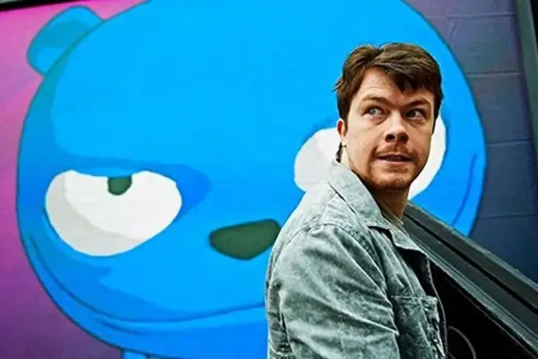 Daniel Rigby in The Waldo Moment