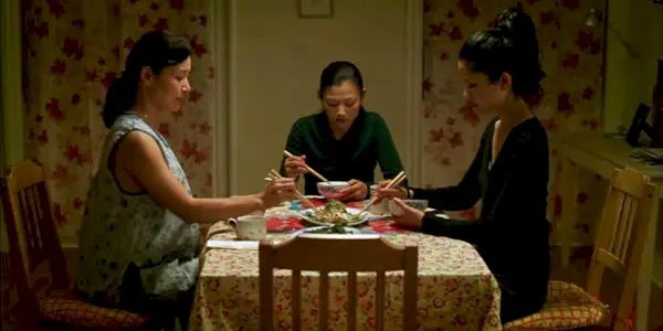 Dinner with girlfriend and mum in Saving Face