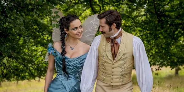 Aubri Ibrag and Jacob Ifan as Lizzy and Hector in The Buccaneers