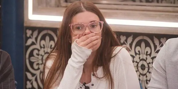 Tento superfanoušek 'Big Brother 27' se právě tvrdě naučil o dobrovolnictví pro blok