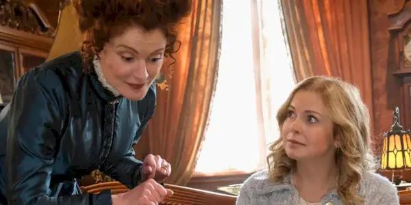 Pravděpodobně vám unikl královský odkaz „Ghosts“ Blink-and-You-Miss-It