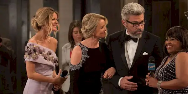 Vai “Vispārējā slimnīca” vienkārši aplaupīja visu laiku izcilākās medmāsu balles cienītājus?