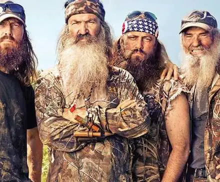 「アヒル王朝」終了から 11 年後、このパワーカップルは今も健在