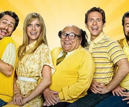 „V poslední epizodě Philadelphie je vždy slunečno, dokazuje, že se gang nepoučil tím, že se tato oblíbená postava vrací