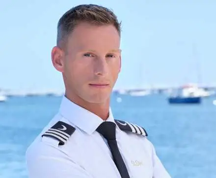 El reemplaçament impactant de Bosun de sota la coberta aporta una nova energia atrevida, mentre que un dels favorits dels fans es passa per alt