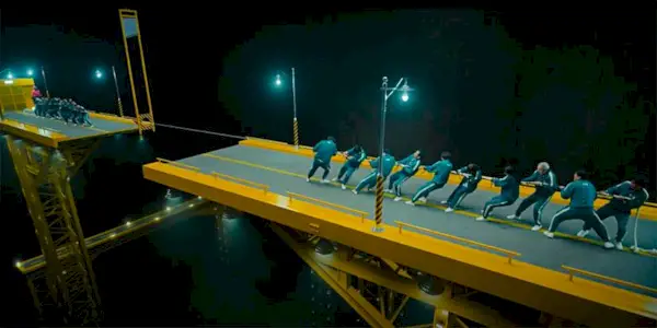 Tug of War in Squid Game