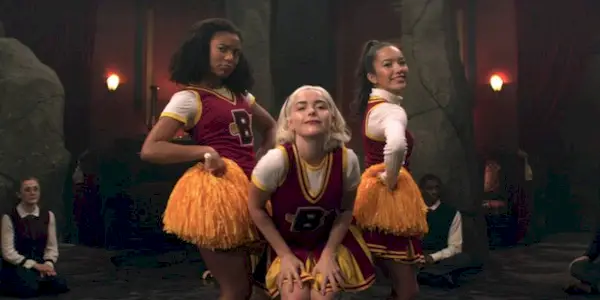 Kiernan Shipka, Jaz Sinclair and Jasmine Vega in 