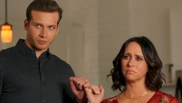 La estrella de '9-1-1' revela que nada es igual en la temporada 9 después de la muerte de Bobby