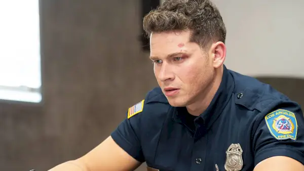 Quiero que él lleve el cartel: la estrella del '9-1-1', de 33 años, comparte una importante actualización de la temporada 9 tras la muerte de Bobby