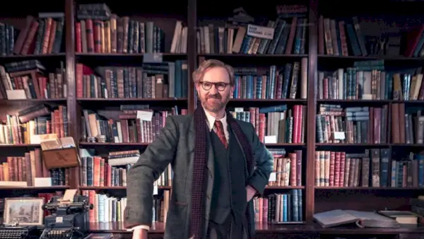 Útulný nový britský detektivní seriál spolutvůrce 'Sherlock' s hvězdou 'Bridgerton' dostává vzrušující aktualizaci