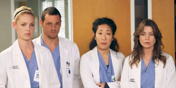 世界で最も有名な医療ドラマが、世界のストリーミング ランキングで過小評価されていた MCU 新シリーズを打ち破った