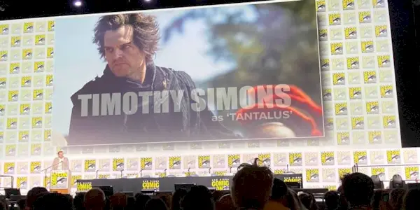 “Persijs Džeksons” atmet jaunu skatījumu uz 2. sezonas draudīgāko nometnes padomnieku