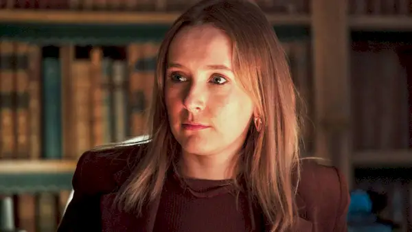 Der bahnbrechende 100 % Rotten Tomatoes-Krimi von BritBox kommt in die amerikanischen Streaming-Charts