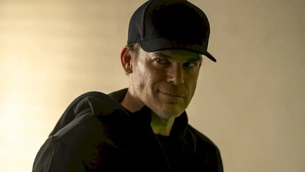 Fani „Dextera” gromadzą się, aby obejrzeć oryginalny serial zamiast bijącej rekordy kontynuacji Michaela C. Halla