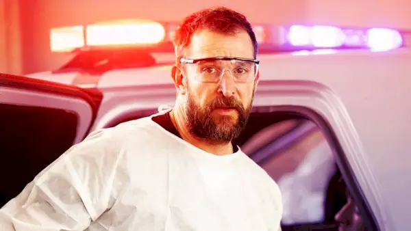 La saison 2 de The Pitt reçoit des nouvelles dévastatrices alors qu'un membre clé de la distribution s'en va de façon choquante