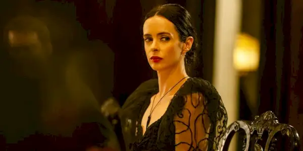 Krysten Ritter as Mia in 