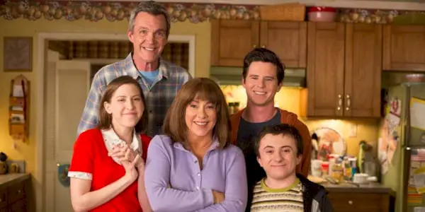 10 mejores programas de comedia con familias numerosas, clasificados