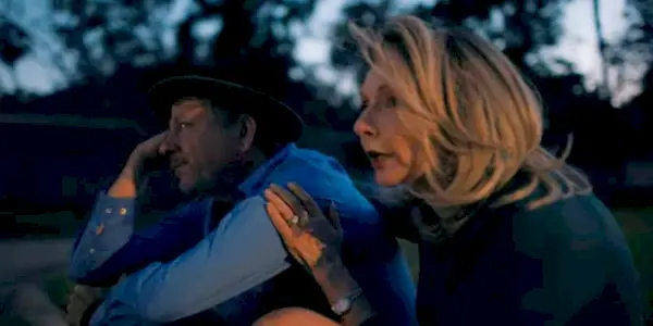 donna pettis comforts her psychic investigator