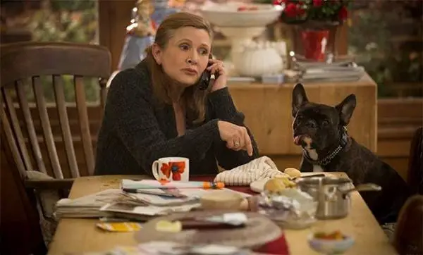 Sehen Sie sich Carrie Fishers letzte Szene in Staffel 3 von „Catastrophe“ an
