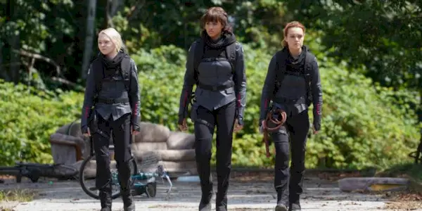 Motherland Fort Salem Raelle Collar Abigail Bellweather Tally Craven